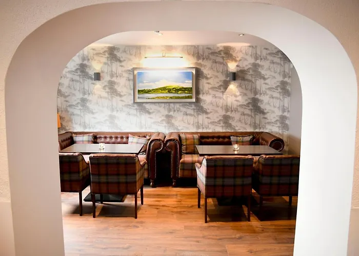 The Leitrim Inn And Blueway Lodge